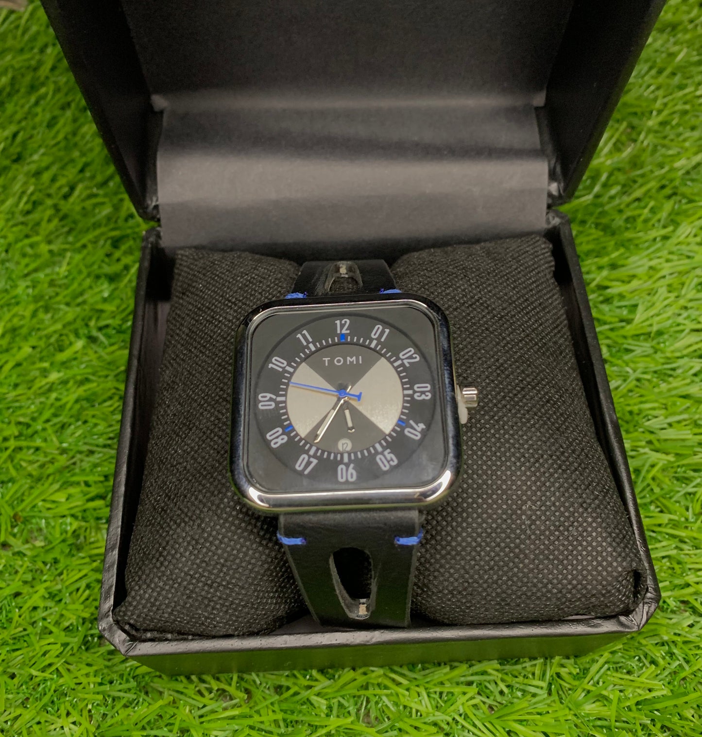 Tomi Watch Square Size